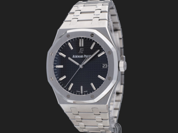 Audemars Piguet - Royal Oak Selfwinding Black Dial 15500ST.OO.1220ST.03