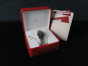 Omega Speedmaster Date Chronograph 323.30.40.40.06.001
