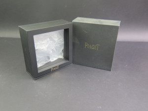 Piaget Box