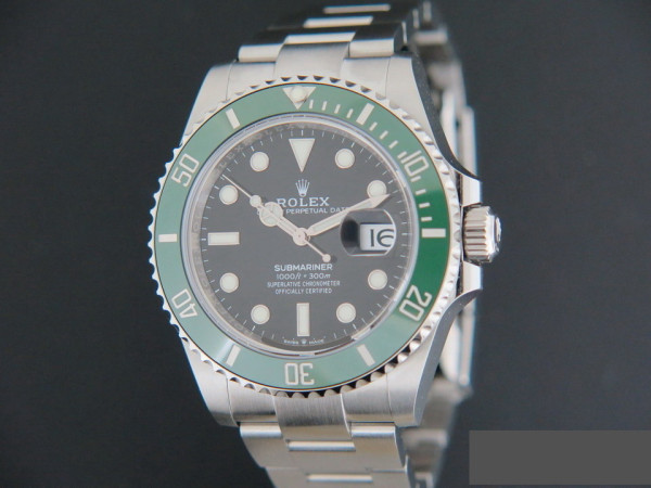 Rolex - Submariner 126610LV NEW MODEL 