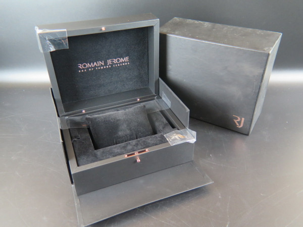 Romain Jerome - Watch Box Set