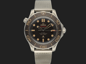 Omega Seamaster Diver 300M 007 Edition 210.90.42.20.01.001