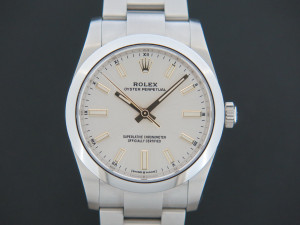 Rolex Oyster Perpetual 34 Silver Dial 124200 NEW