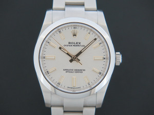Rolex Oyster Perpetual 34 Silver Dial 124200 NEW