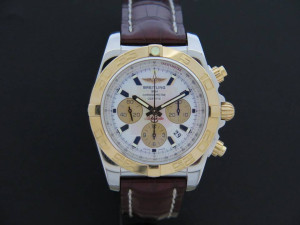 Breitling Chronomat 44 Steel/Rose Gold M.O.P Dial