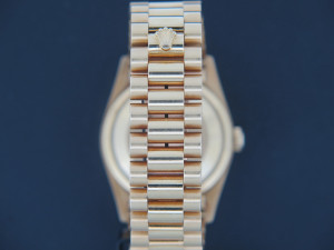 Rolex Day-Date Yellow Gold Champagne Diamond Dial 18238