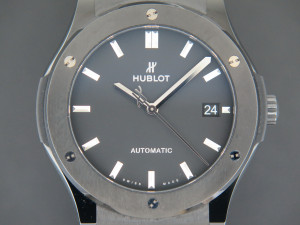 Hublot Classic Fusion Black Magic Ceramic 45mm 511.CM.1171.RX