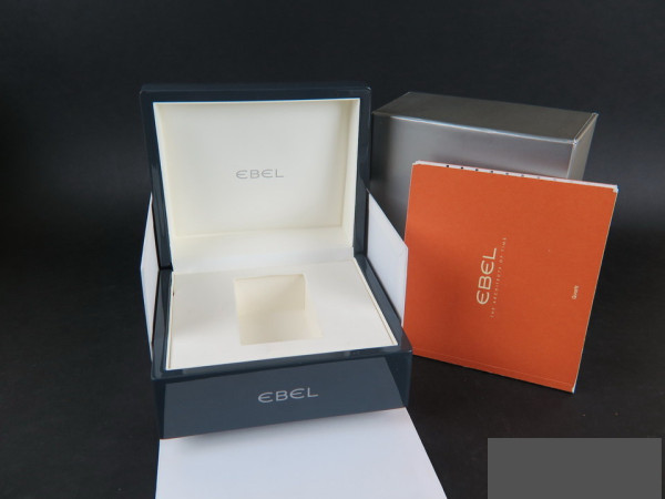Ebel - Watch box set, with manual