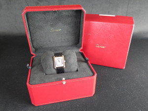 Cartier Tank Solo Small Yellow Gold W1018755 / 2743
