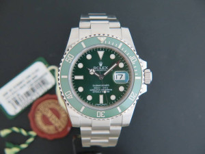 Rolex Submariner Date 116610LV 