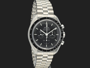 Omega Speedmaster Professional Moonwatch Co-Axial Sapphire 31030425001002 NEW 