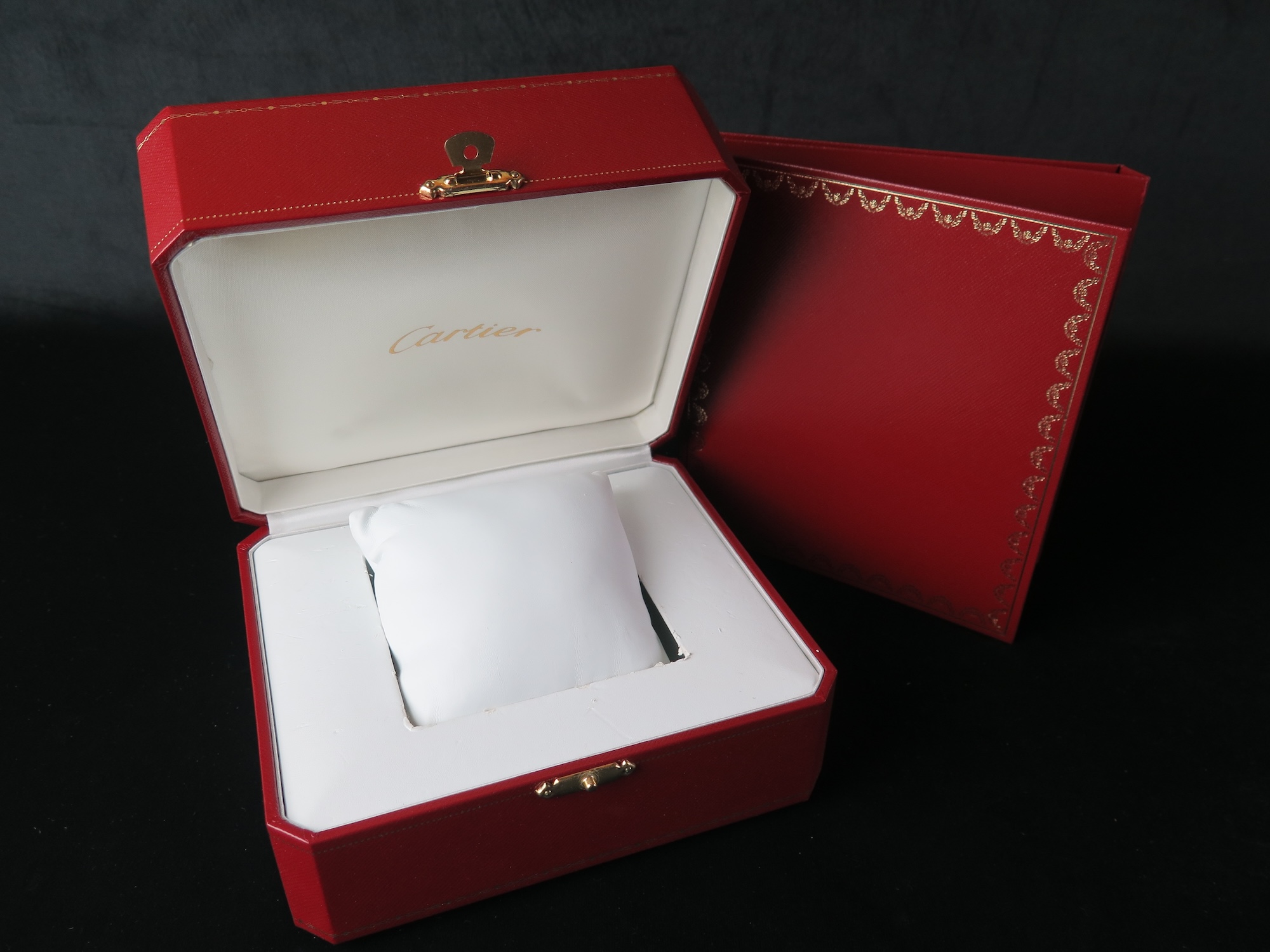 Authentic cartier ring box online