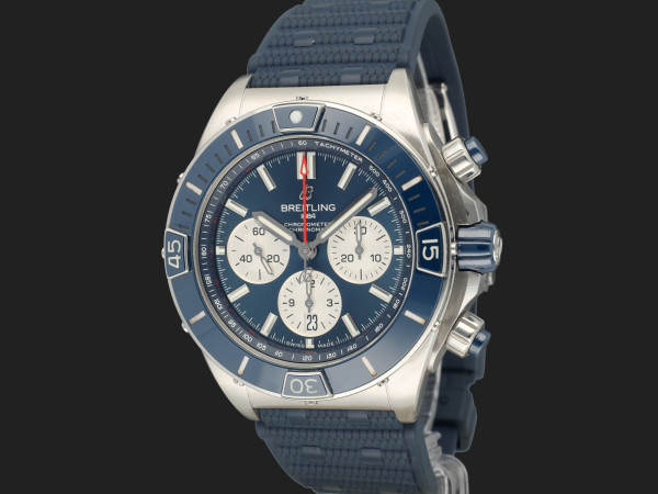 Breitling - Super Chronomat B01 44 Blue Dial AB0136 