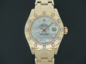 Rolex Lady-Datejust Pearlmaster Yellow Gold MOP Diamond Dial 80318