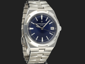 Vacheron Constantin Overseas Self-Winding Blue Dial 4500V 