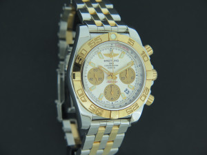 Breitling Chronomat 41 Rose Gold/Steel Silver Dial CB014012