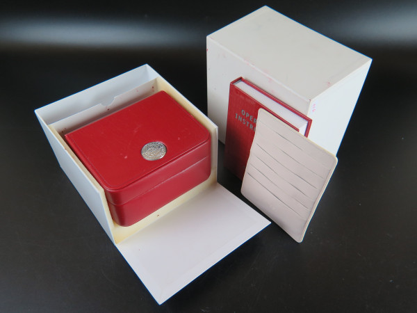 Omega - Box Set With Cardholder And Manual
