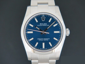 Rolex Oyster Perpetual 34 Blue Dial 124200 NEW MODEL 