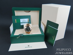 Rolex Daytona Yellow Gold 116508  Green Dial NEW