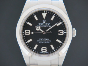 Rolex Explorer 39 214270