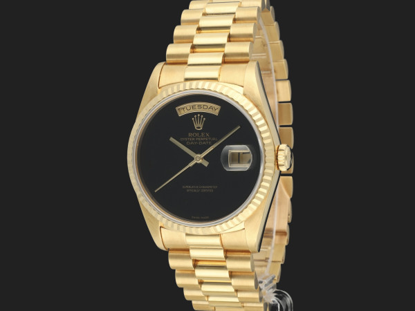Rolex - Day-Date 36 Yellow Gold Onyx Dial 18238