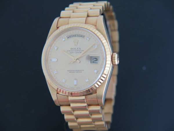 Rolex - Day-Date Yellow Gold 18238 