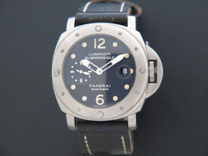 Panerai Luminor Submersible