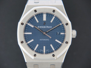 Audemars Piguet Royal Oak Selfwinding Blue Dial 15400 ST