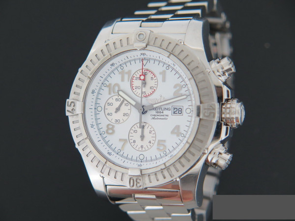 Breitling - Super Avenger A13370 