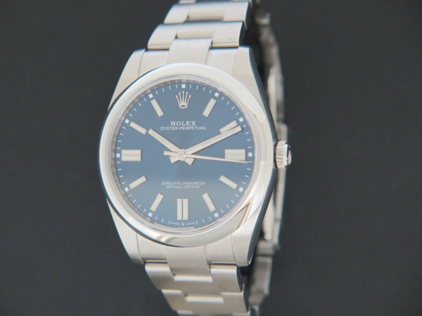 Rolex - Oyster Perpetual 41 Blue Dial 124300 NEW