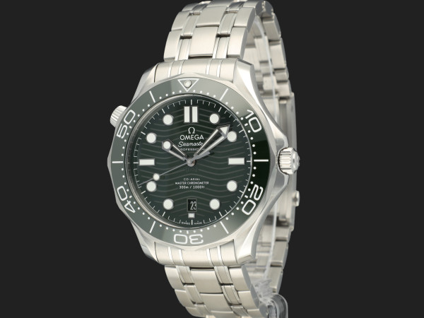 Omega - Seamaster Diver 300M Co-Axial Master Chronometer Green Dial 210.30.42.20.10.001