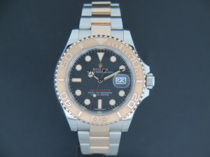 Rolex Yacht-Master Everose/Steel Black Dial 116621