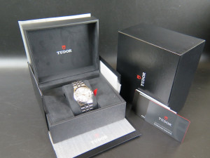 Tudor Royal 28600 Silver Dial NEW