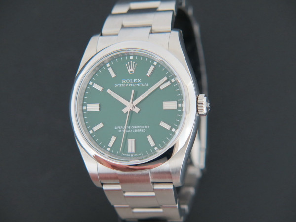 Rolex - Oyster Perpetual 36 Green Dial FULL STICKERS 126000 NEW