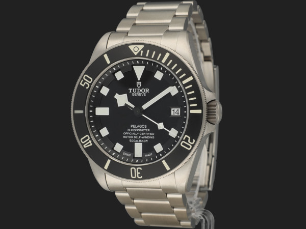 Tudor - Pelagos Black 25600TN 