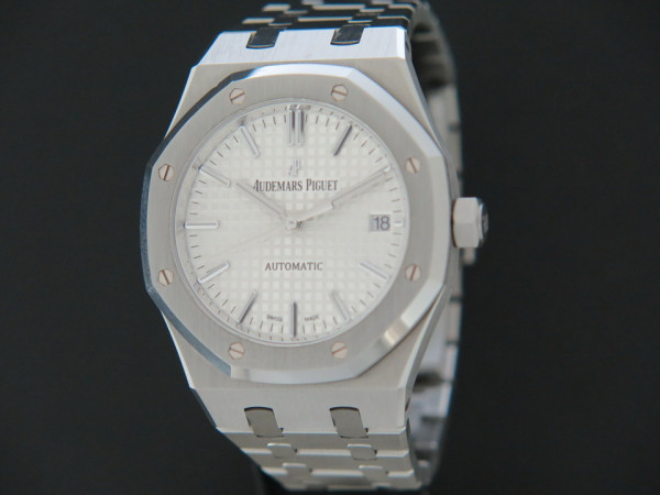 Audemars Piguet - Royal Oak 15450ST.OO.1256ST.01 Silver Dial