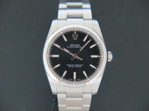 Rolex Oyster Perpetual 34 Black Dial 114200