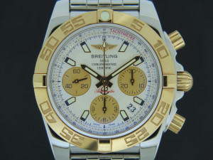 Breitling Chronomat 41 Rose Gold/Steel Silver Dial CB014012