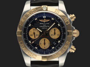 Breitling Chronomat 44 Gold/Steel Black Dial CB011012